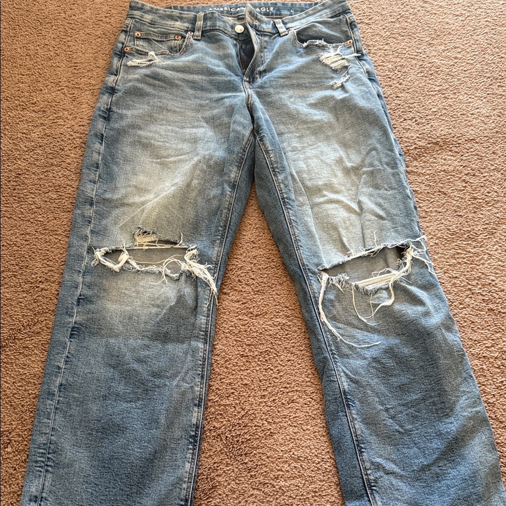 American Eagle Outfitters Relaxed Ripped Blue Jeans